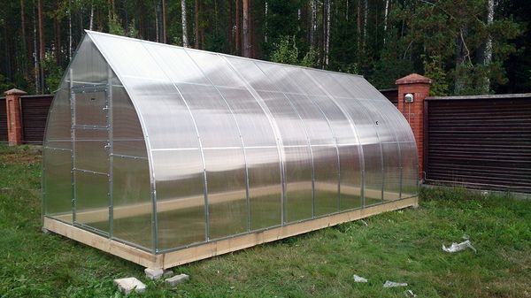 Siltumnīcas modelis "Piliens" Siltumnīcas modelis "Piliens"