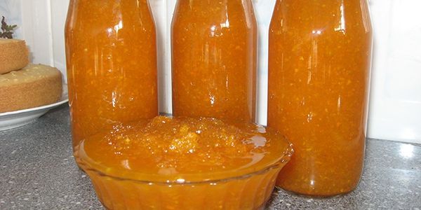 Ievārījums no savītiem cukini Ievārījums no savītiem cukini