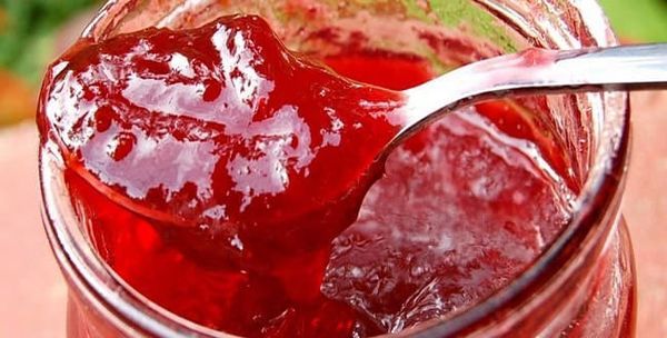 Zemeņu ievārījums ar želatīnu Zemeņu ievārījums ar želatīnu