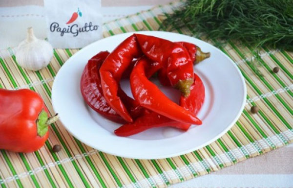 Karstie pipari ir ļoti labvēlīgi imunitātei. Karstie pipari ir ļoti labvēlīgi imunitātei.