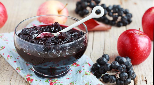 Aroniju ievārījums ar āboliem Aroniju ievārījums ar āboliem