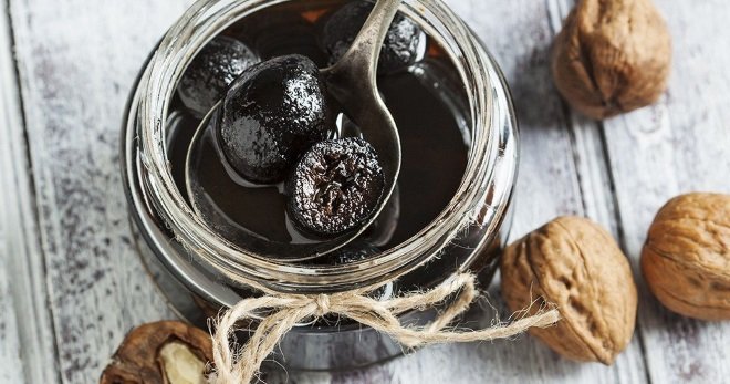 Riekstu ievārījums pēc armēņu receptes Riekstu ievārījums pēc armēņu receptes